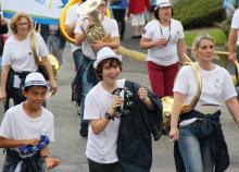 <a href="/actualites/gpn-2017-pres-de-1000-musiciens-reunis-dans-un-esprit-festif-et-de-partage" class="active">GPN 2017, près de 1000 musiciens réunis dans un esprit festif et de partage.</a><div class="smartphoto_back_link"><a href="/multimedia">Retour aux albums</a></div><div class="smartphoto_date_album">Album publié le 04/06/2017</div>