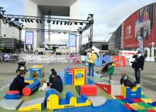 <a href="/actualites/roules-boules-et-sourires-partages" class="active">Roulés-boulés et sourires partagés !</a><div class="smartphoto_back_link"><a href="/multimedia">Retour aux albums</a></div><div class="smartphoto_date_album">Album publié le 08/10/2021</div>