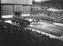 La Garde républicaine aux matinées sportives et récréatives du 8 février 1962 La Garde républicaine aux matinées sportives et récréatives du 8 février 1962