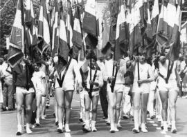 Défilé des jeunes lors des championnats fédéraux de gymnastique de 1985 à Annonay Défilé des jeunes lors des championnats fédéraux de gymnastique de 1985 à Annonay